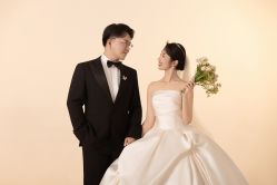 -MAO亲爱的猫婚纱摄影工作室