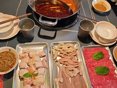 -由衷贵州酸汤牛肉火锅(新桥店)