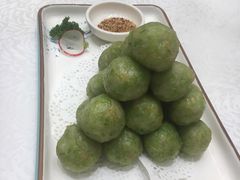 鲜虾芹菜丸-品海楼·大连海胆锅贴馆(东港店)