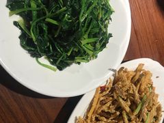 -董厨煨汤馆(车站路店)