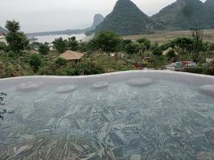 -英德宝晶宫天鹅湖茶语温泉