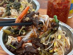 -灵山卢梅燕粉店