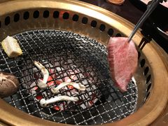 -山川小町·极番烧肉(新地假日广场店)