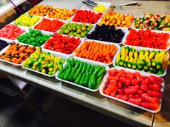 -席娜卡琳火车铁道夜市