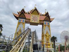 -七彩云南欢乐世界