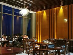 -蜈支洲岛珊瑚酒店临海阁中餐厅