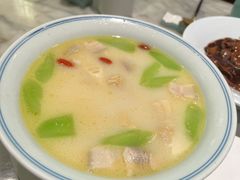 腌笃鲜-蝶园·装修中(BFC外滩金融中心店)