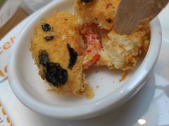 小龙虾海苔肉松贝贝-东方明珠·可口可乐欢乐餐厅