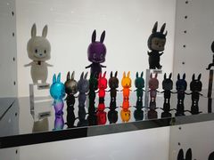 -泡泡玛特POPMART(侨福芳草地店)
