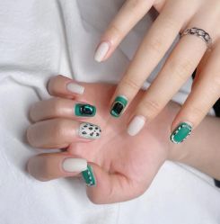 -兔猫ToMoreNails美甲美睫