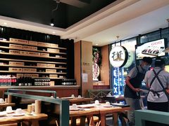 大堂-木屋烧烤(万德庄店)