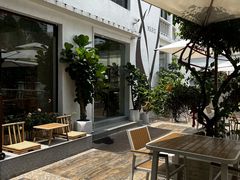 -Mark&Mars Restaurant