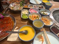 -明洞阿姨·韩式酱蟹烤肉·创意料理(三元桥店)