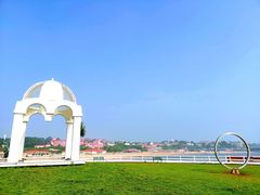 -北戴河碧螺塔海上酒吧公园