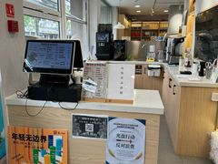 -新华传媒教材书店(中山南二路)