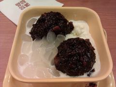 黑糯米甜甜加了亚答子-满记甜品(日月光二店)