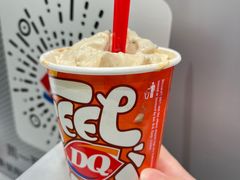 提拉米苏曲奇暴风雪-DQ·蛋糕·冰淇淋(大宁国际商业广场店)