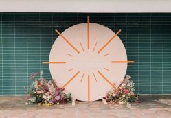 -花轿喜屋婚礼策划