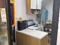 -瑞派天使宠物医院·神经外科·骨科·核磁(洛川中路店)