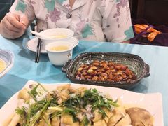 -粤·向群饭店(泮塘路店)