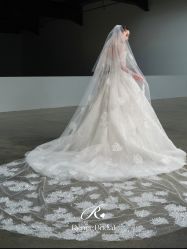 点击看大图 -Renee芮亦婚纱