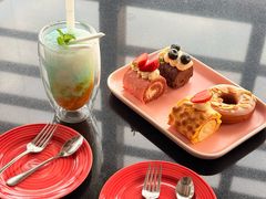 -亚龙湾喜来登·美景台大堂吧