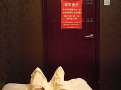 -鸿喜足健康足道采耳艾灸(南纬路店)