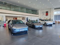 -TESLA 特斯拉(北京南四环中路特斯拉中心)