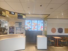 -麦当劳(南汇车市店)