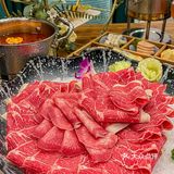 不愧是南京｜还能在书店里边吃火锅边看动画