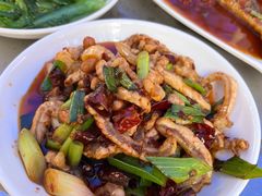 宫爆板筋-胖哥家藏菜(护国路店)