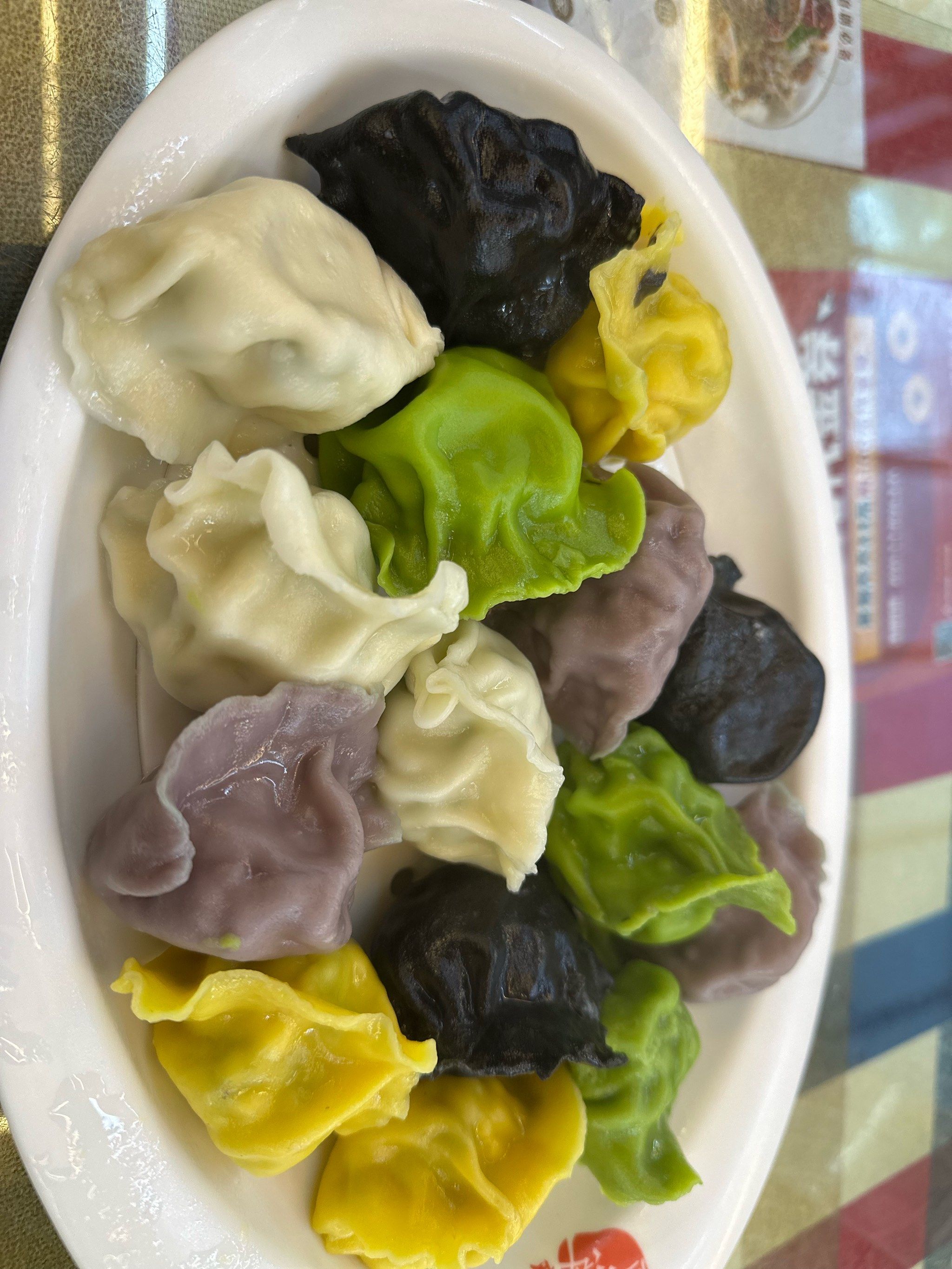 第一次来青岛吃了这家海鲜饺子全家福,有五