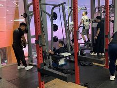 -懒人Club健身(卓越时代广场店)