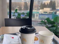 -麦当劳(展览路店)