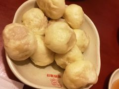 -佬钱湾仔(衣裳街店)