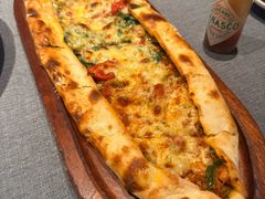 四季皮塔饼-Efes Turkish & Mediterranean Cuisine 艾菲斯餐厅(陆家嘴店)