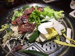 -老东镇啤酒屋海鲜加工·蒸汽海鲜·海鲜烧烤(台东店)