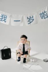 -小熊维尼高端儿童摄影(宝安旗舰店)