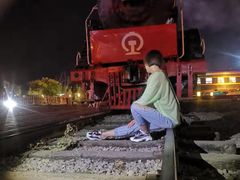 -百里峡七彩艺术小镇