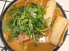 -肥汁米蘭香港米线(长宁来福士店)