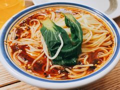 -柒月小火炉·新派川菜(金狮广场店)