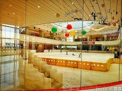 -陈露国际冰上中心(天津嘉里汇店)