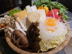 -湊湊火锅·茶憩(新中关购物中心店)