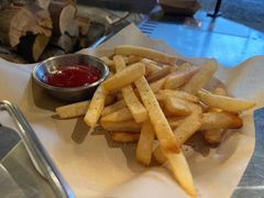 -J Create城市露营咖啡·简餐·宠物(上海动物园店)