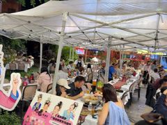 -刘姐啤酒鱼民族演艺餐厅(西街总店)