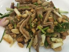 -鹏城人家海鲜酒家·23年老字号(较场尾店)