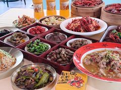 -万松园美食街