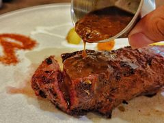 -悦享绿山墙西餐厅