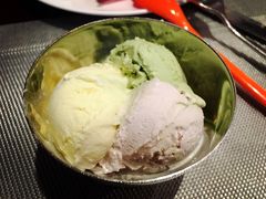 -荣誉国际酒店-云顶旋转餐厅