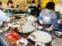 -广场正宗原汁薏米店